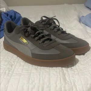 Puma Men's Gray Sneakers